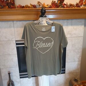💥3/$20 Olive Green 'Blessed' Short Sleeve Tee Hearty XL!